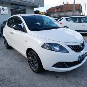 LANCIA YPSILON GOLD EDITION 1.0 70 cv HYBRID